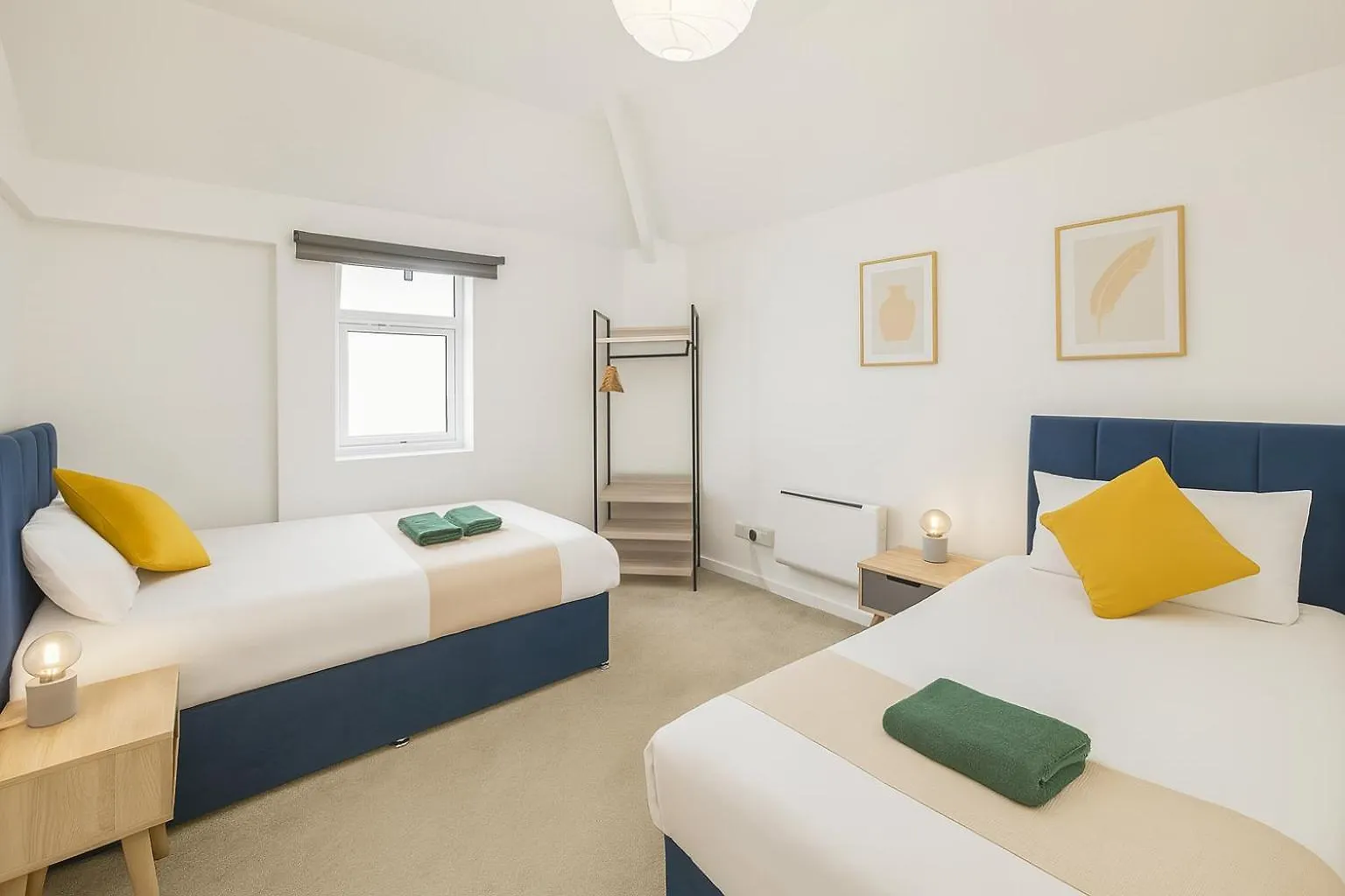 Space For Groups, 10 Mins From Centre With Parking! Кардифф 0*,